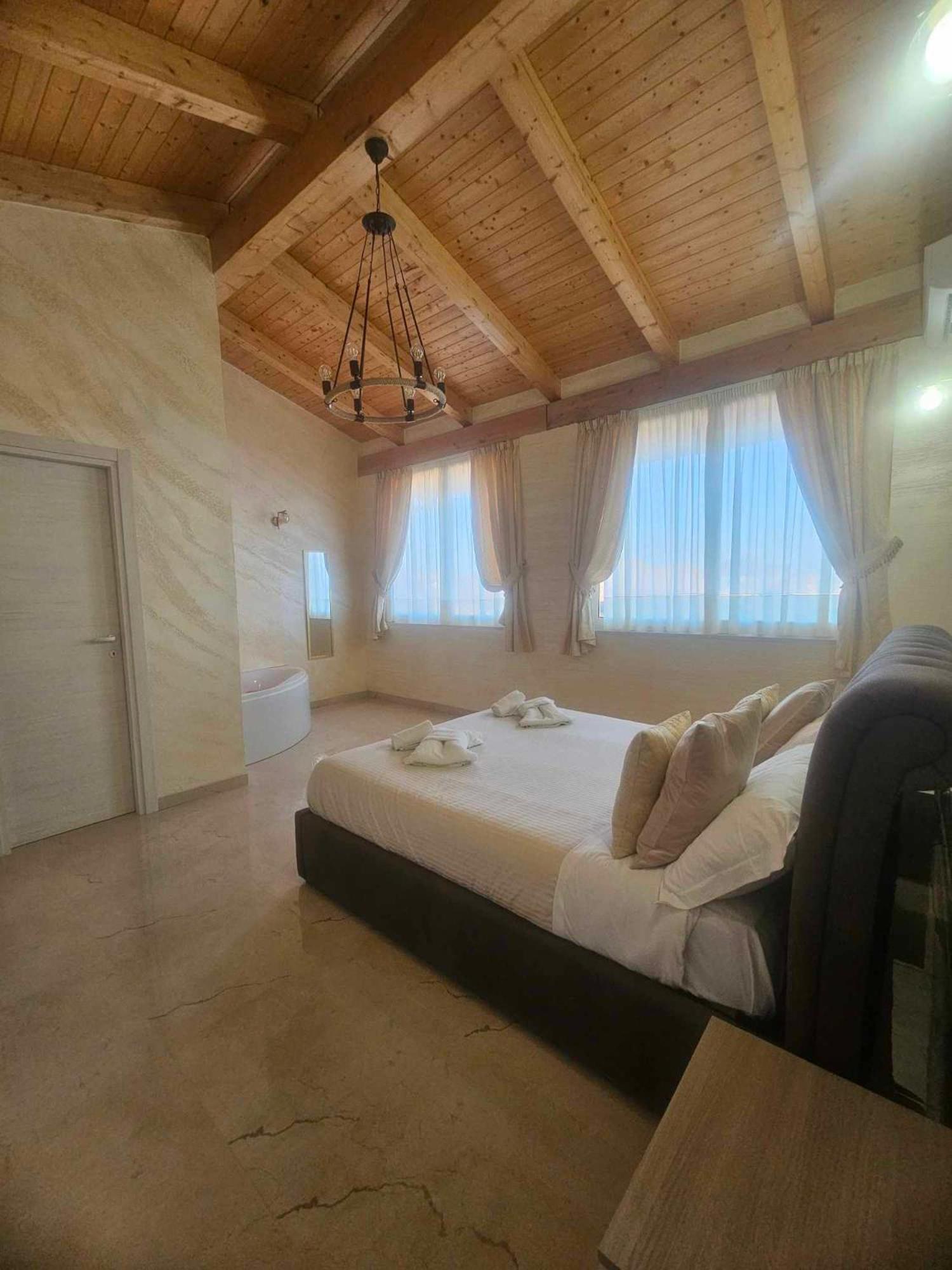 Отель Golden House Sicily Катания Экстерьер фото